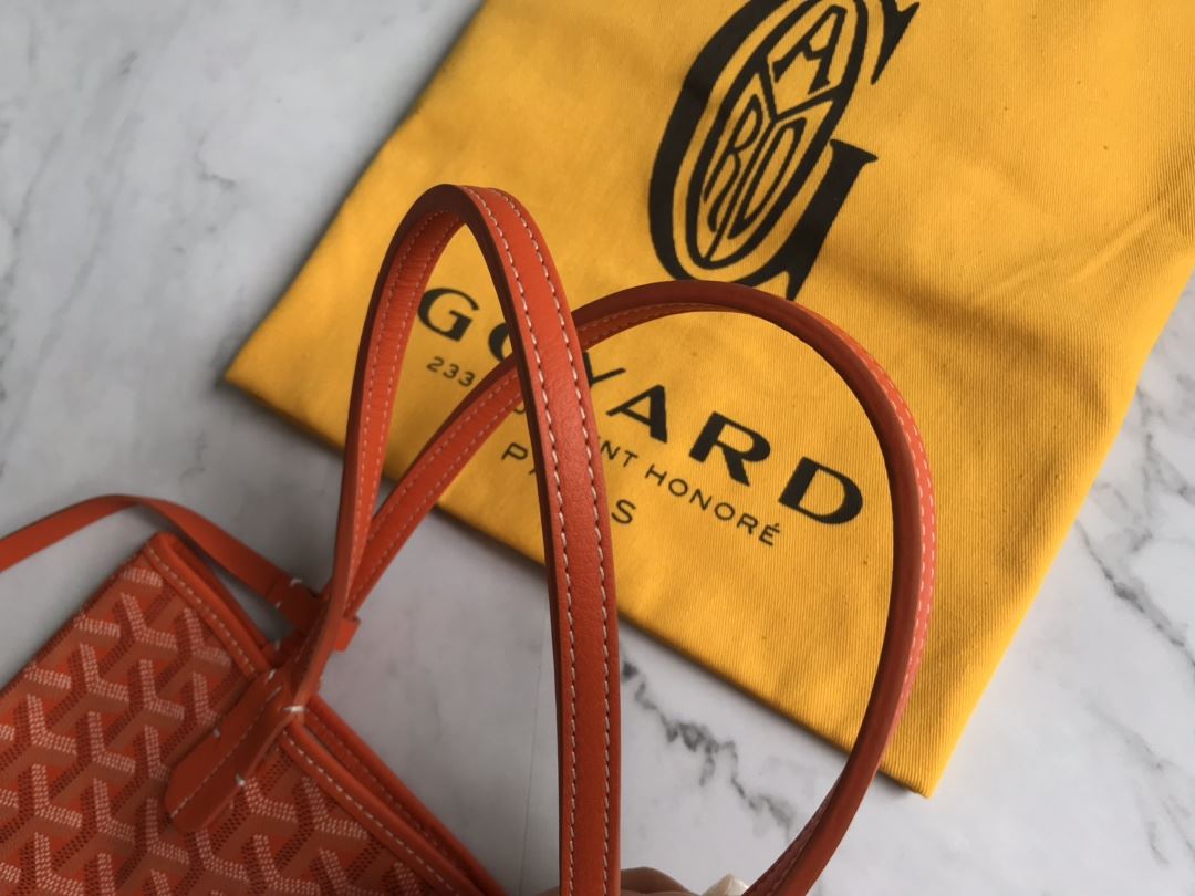 Goyard Shopping Bags